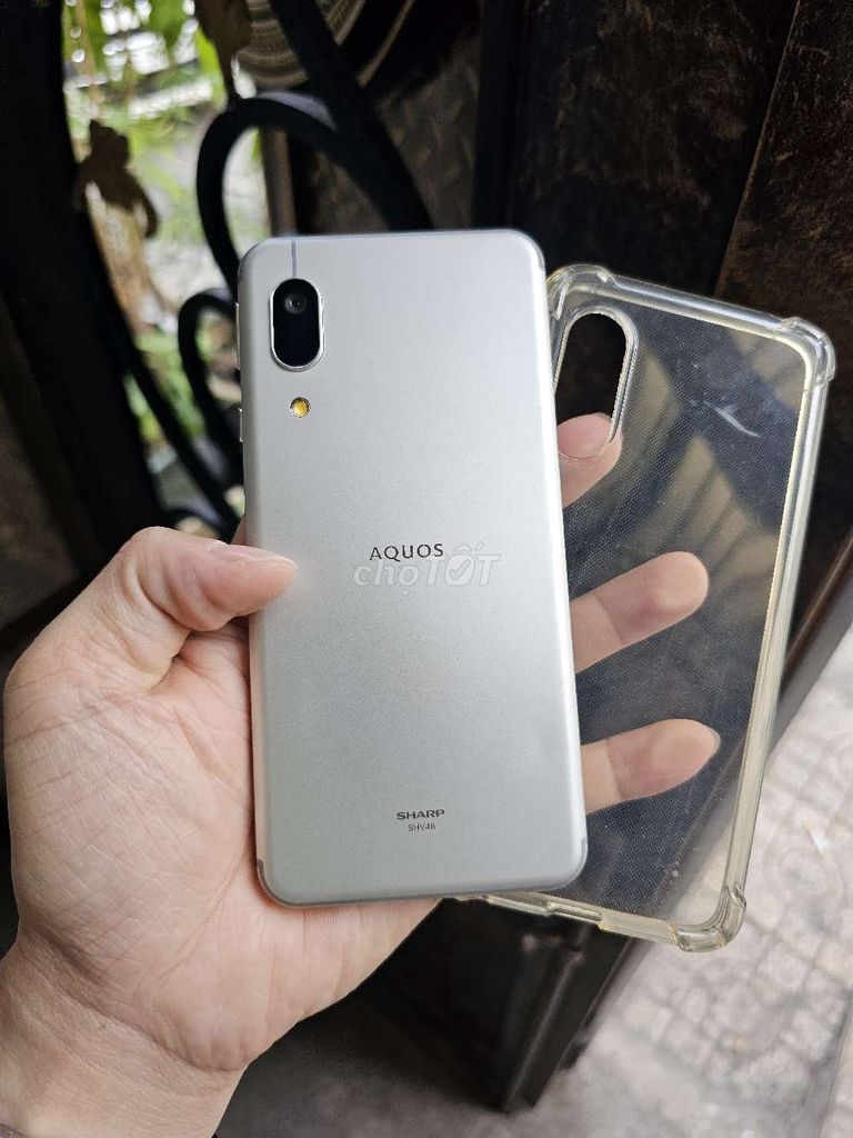 SHARP AQUOS SENSE 3 4G/64G ZIN 99% GỌN MƯỢT CHẤT