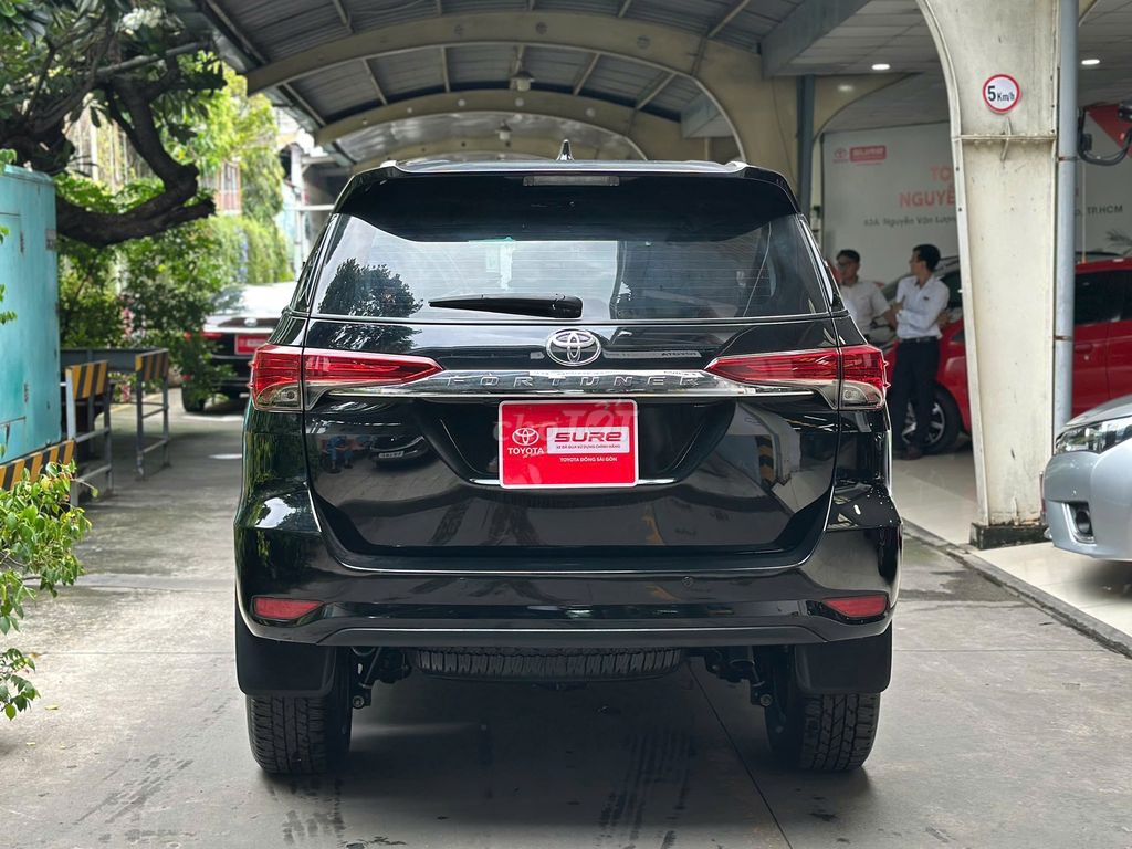 Fortuner dầu tự động 1 chủ mua mới (GIÁ CÒN GIẢM). Mua bán Ô tô tại Quận Gò Vấp Tp Hồ Chí Minh được đăng bởi Nguyễn Phi Trường Vũ hình 5