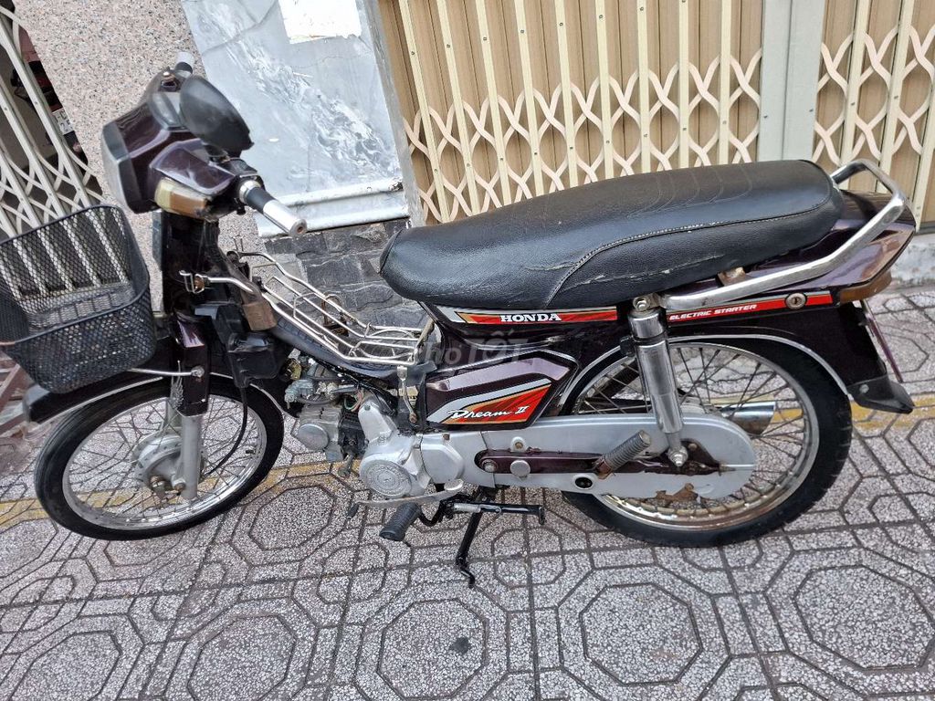 Nhà dư cần thanh lý dream hàn quốc máy êm 100%. Mua bán Xe máy tại Quận 4 Tp Hồ Chí Minh được đăng bởi Tran phat hình 2