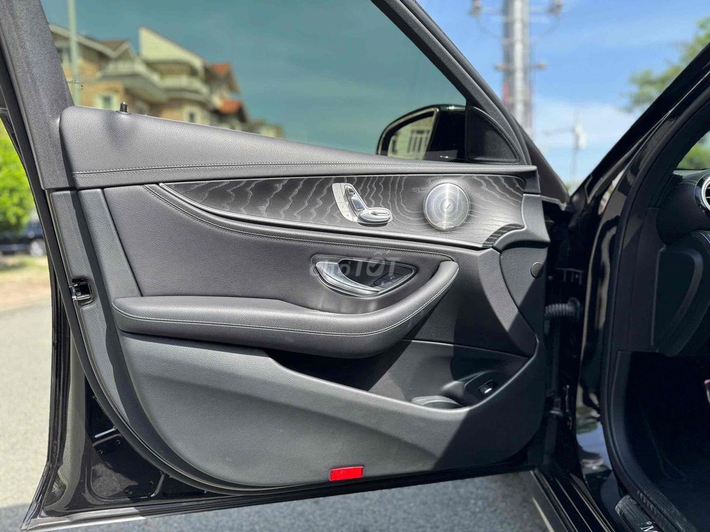 Mercedes-Benz E300 AMG 2022 Đen 16666 km. Mua bán Ô tô tại Quận 7 Tp Hồ Chí Minh được đăng bởi PHÁT ĐẠT LUXURY CAR hình 10