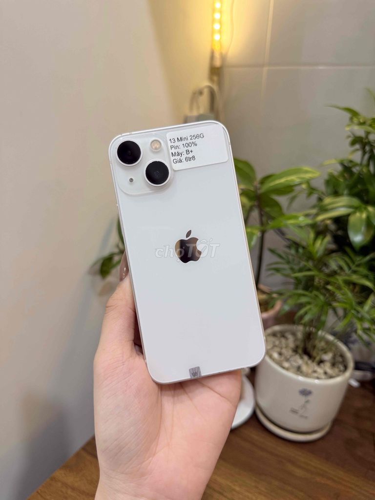 Apple iPhone 13 Mini 256GB Trắng đẹp 98.5%. Mua bán Điện thoại tại Huyện Hóc Môn Tp Hồ Chí Minh được đăng bởi Luân Hoài hình 1