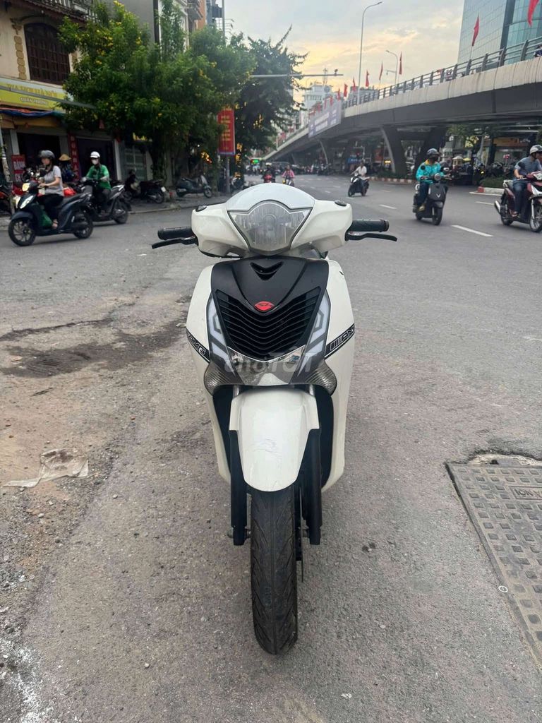 Honda SH 125 Белый 30000 км