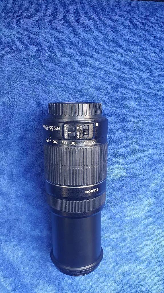 Ống kính Canon EF-S 55-250mm Đen. Mua bán Máy ảnh, Máy quay tại Quận 7 Tp Hồ Chí Minh được đăng bởi Hien Nguyen hình 1