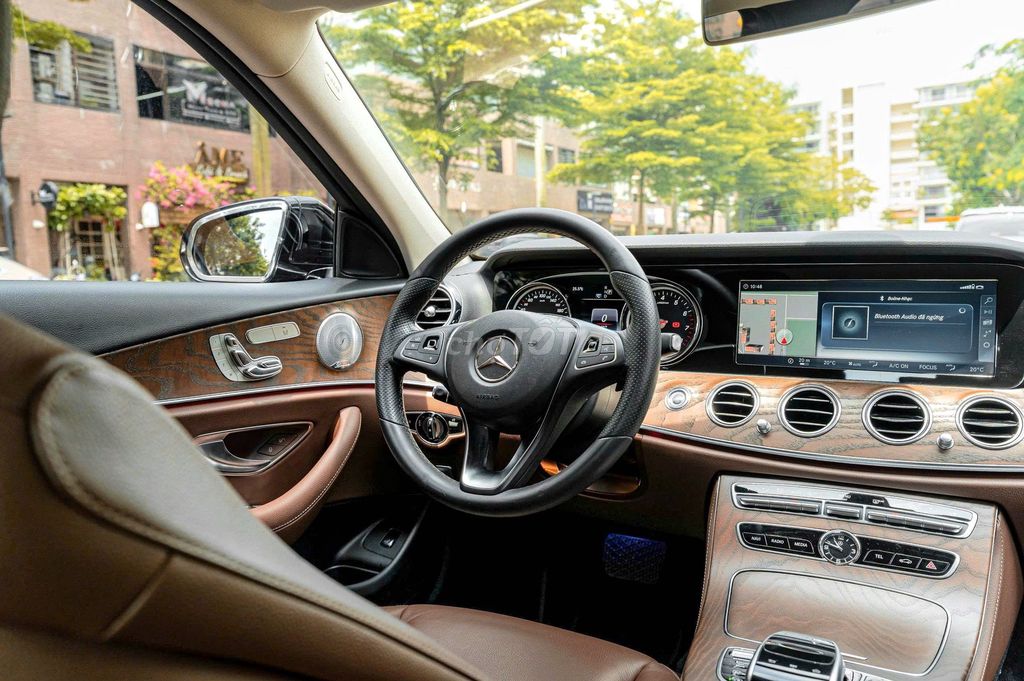 Bán Mẹc E200 Model 2019 đẳng cấp doanh nhân. Mua bán Ô tô tại Quận 7 Tp Hồ Chí Minh được đăng bởi tuấn anh hình 12