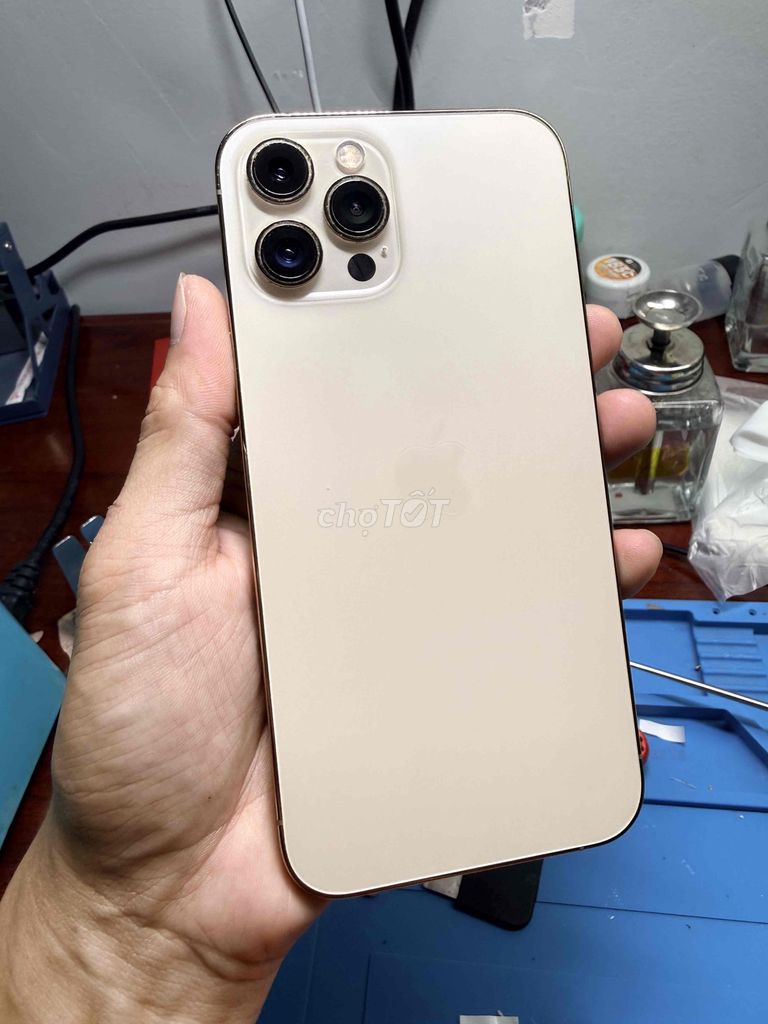 iPhone 12 Pro Max 512GB Vàng. Mua bán Điện thoại tại Quận Hai Bà Trưng Hà Nội được đăng bởi Hiếu Nquyễn hình 1