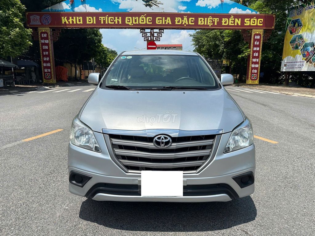 Toyota Innova 2014 E - 80000 km