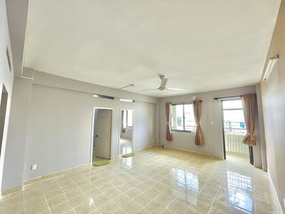 Аренда · 2 комн. · 70 м² · Quận 5, ул. Nguyễn Biểu
