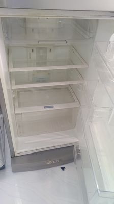 Cần để lại tủ lạnh LG còn dùng ttốt. Mua bán Tủ lạnh tại Quận 12 Tp Hồ Chí Minh được đăng bởi Thanh liêm Đỗ