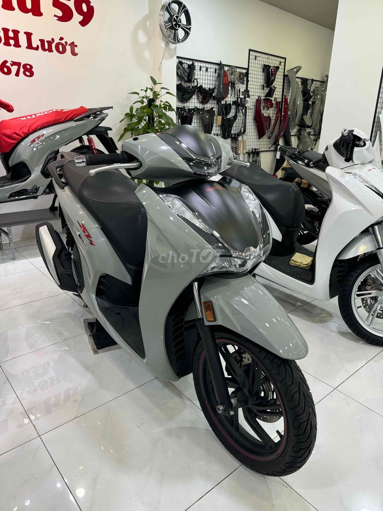 Sh350 2022 máy thái bsTp áo tháo keo xe zin 118củ. Mua bán Xe máy tại Quận Phú Nhuận Tp Hồ Chí Minh được đăng bởi XeMáy MinhThứ59  hình 4