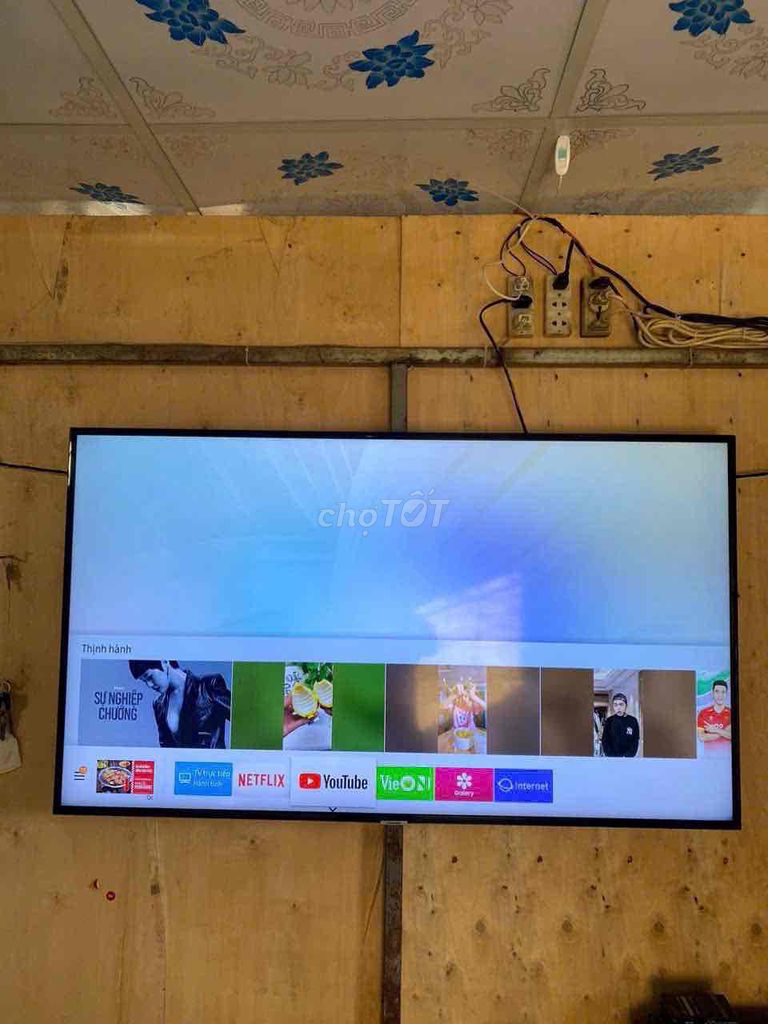 Tivi Samsung UA50RU7200. Mua bán Tivi, Âm thanh tại Thành phố Dĩ An Bình Dương được đăng bởi Lli Tti hình 1