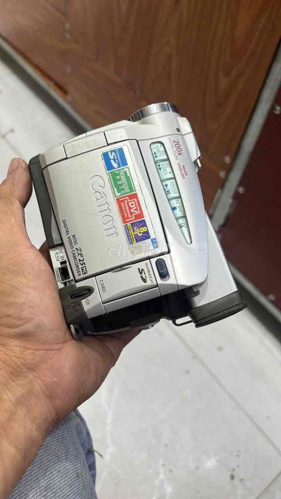 Máy quay phim Canon ZR250MC Bạc. Mua bán Máy ảnh, Máy quay tại Quận Gò Vấp Tp Hồ Chí Minh được đăng bởi Xuyen Ho hình 1