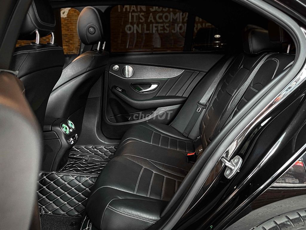 Mercedes Benz C Class 2021 - 38000 km. Mua bán Ô tô tại Quận Gò Vấp Tp Hồ Chí Minh được đăng bởi Nguyễn Trường Giang hình 7