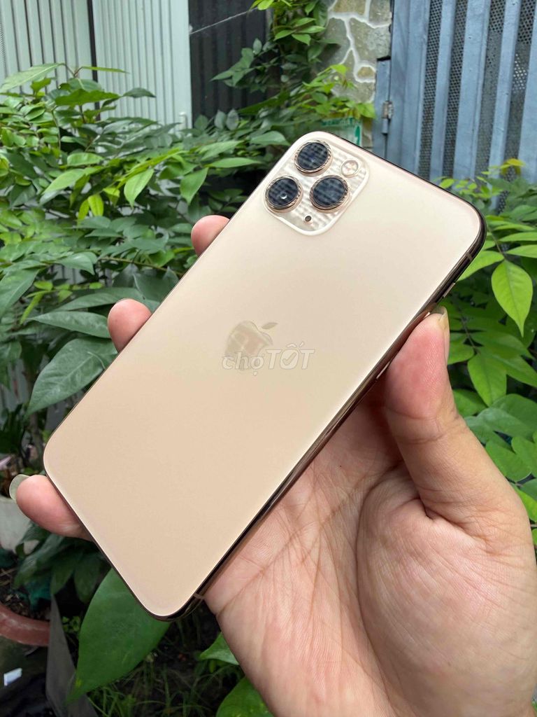 Apple iPhone 11 Pro 64GB Vàng Đã sử dụng. Mua bán Điện thoại tại Huyện Bình Chánh Tp Hồ Chí Minh được đăng bởi Lâm mobiphone hình 1