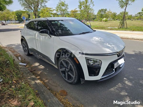 VinFast VF7 Plus AWD 2025