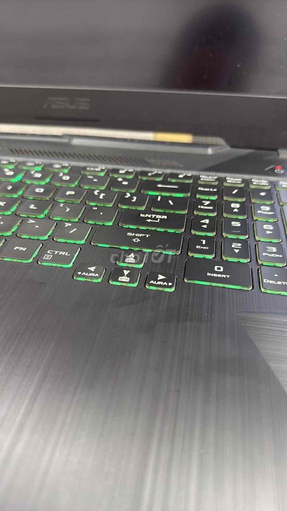 laptop gaming asus cấu hình trên hình