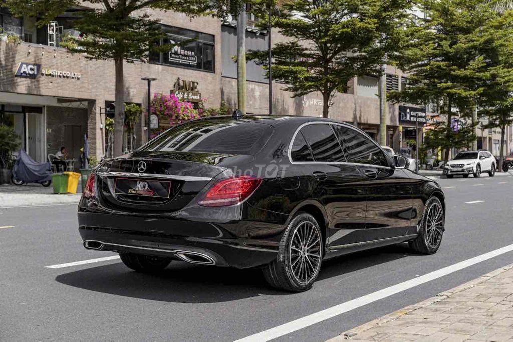 C200 Exclusive model 2020 bản có cửa sổ trời Full. Mua bán Ô tô tại Quận 7 Tp Hồ Chí Minh được đăng bởi Dương Phương hình 7