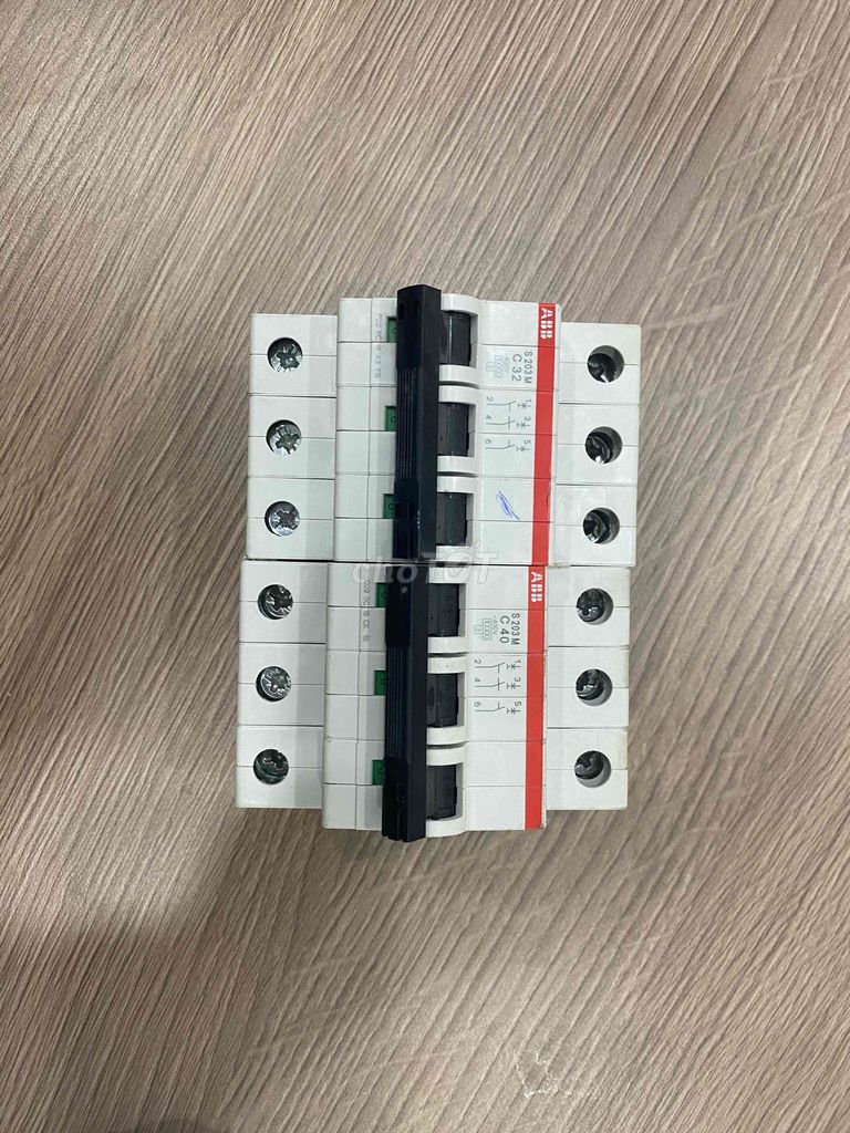 Atomat ABB 3 pha 32A, 40A. Mua bán Nội thất, đồ gia dụng khác tại Quận Ba Đình Hà Nội được đăng bởi Dũng Trần hình 1