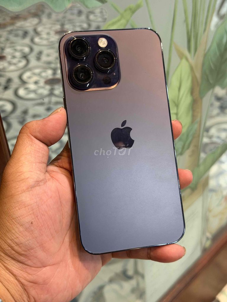 Apple iPhone 14 Pro Max Tím Mỹ 97%. Mua bán Điện thoại tại Quận Hoàng Mai Hà Nội được đăng bởi Bui Gia Trong hình 1