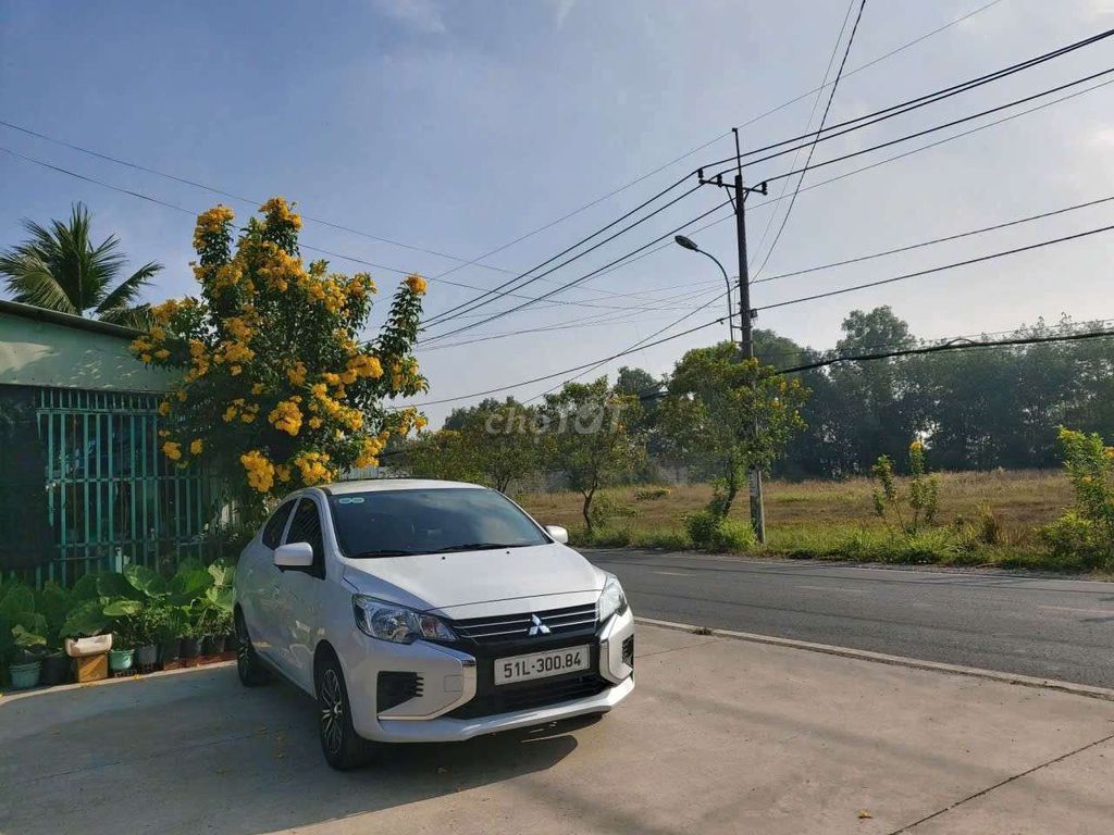 Mitsubishi Attrage MT 2024 Белый 12 000 км