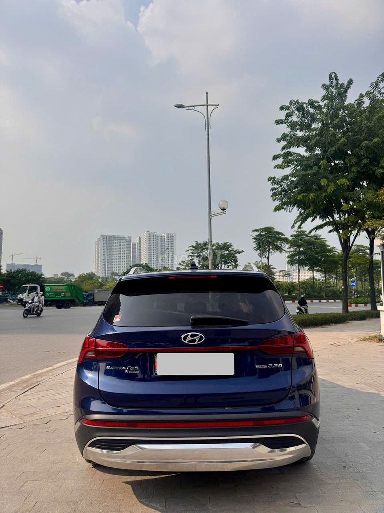Hyundai SantaFe 2022 Премиум Дизель 71.000 км Синий