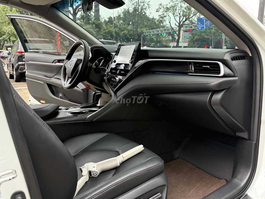 Toyota Camry 2.5Q 2022 - Xăng Cao Cấp - Cực Chất. Mua bán Ô tô tại Quận Bình Thạnh Tp Hồ Chí Minh được đăng bởi Công Sang hình 9