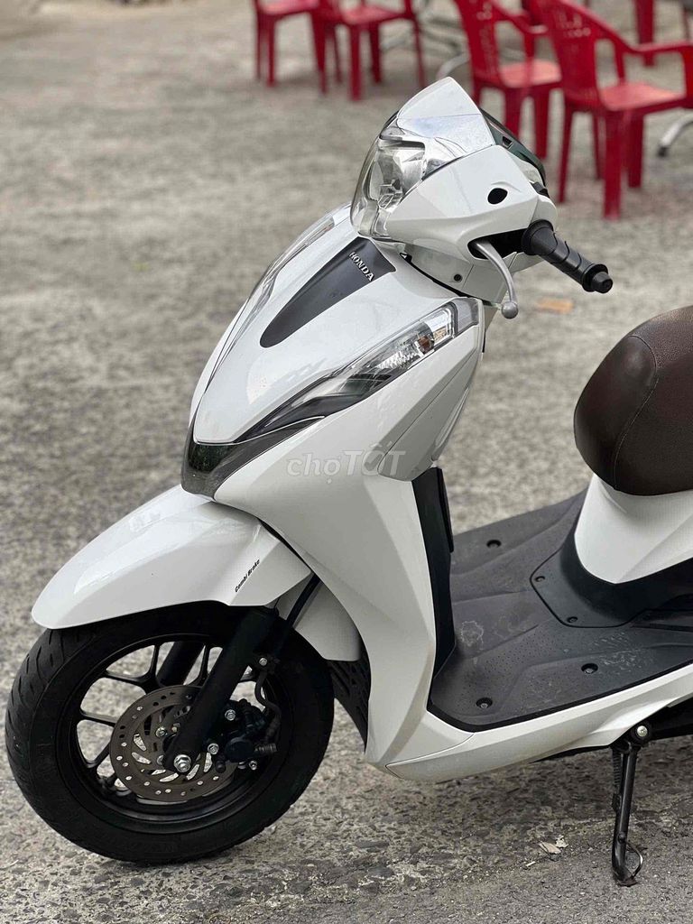 Honda Lead 125 2019 2val Smartkey Trắng đen. Mua bán Xe máy tại Quận 11 Tp Hồ Chí Minh được đăng bởi Hưng Từ hình 9