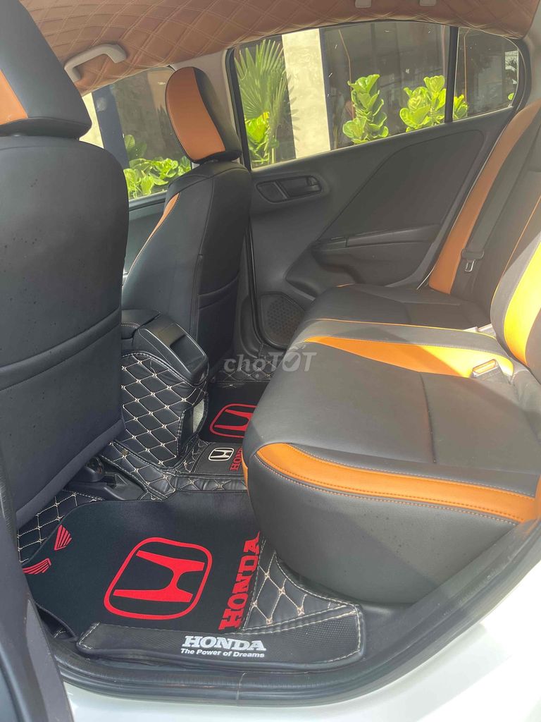 Honda City Trắng 5 chỗ Số sàn. Mua bán Ô tô tại Huyện Hóc Môn Tp Hồ Chí Minh được đăng bởi Thành An hình 14