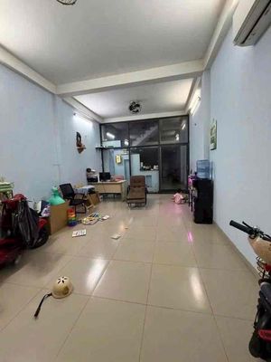 Rent · 2 bd · 81 м² · Quận Tân Phú, ул. Đường Lê Sát