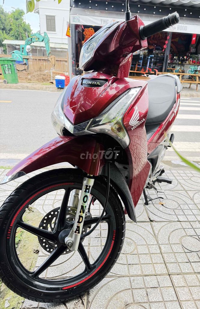 Красный Honda Future LED