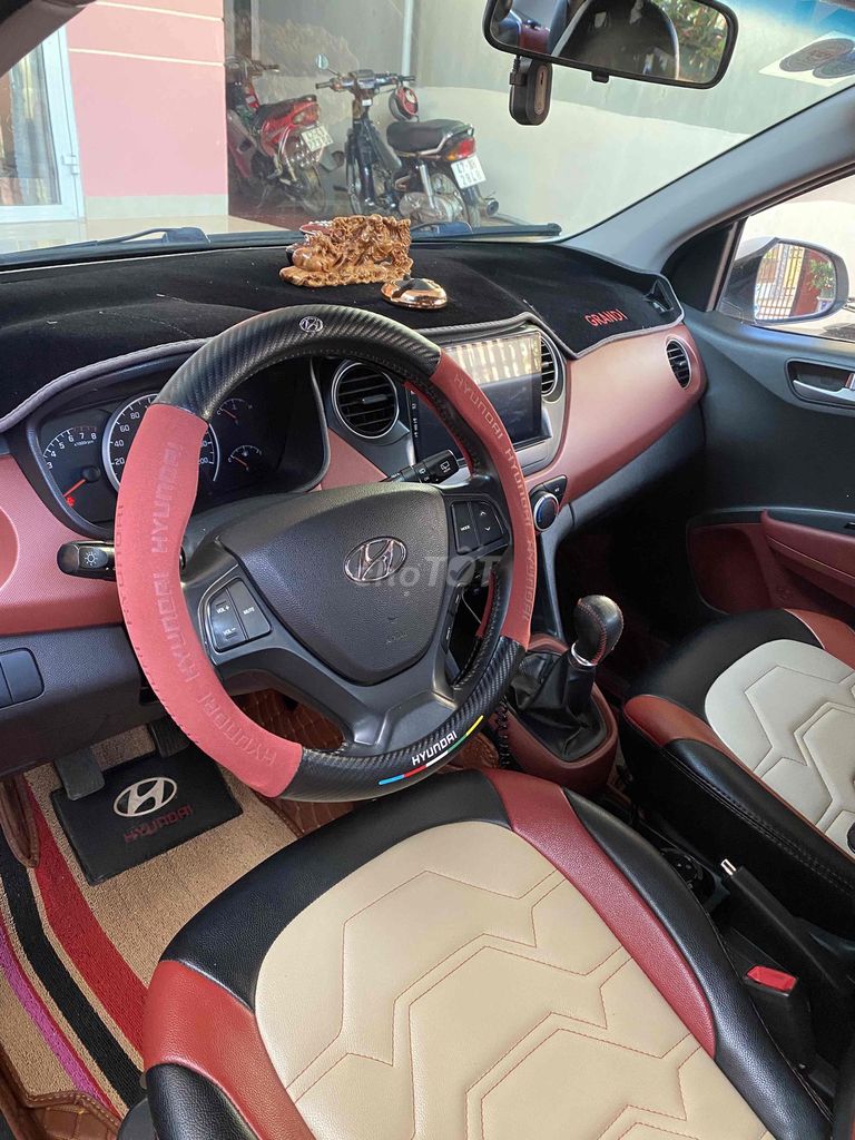 Hyundai Grand i10 2018 Grand 1.2 MT - 8000 km. Mua bán Ô tô tại Thị Xã Buôn Hồ Đắk Lắk được đăng bởi Nho Huynh hình 8