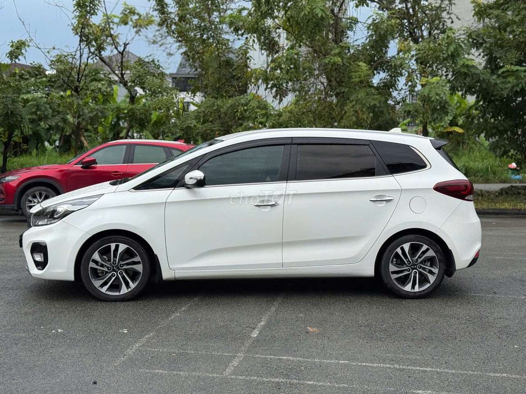 KIA RONDO 2017 2.0 GAT Trắng- 63000 km. Mua bán Ô tô tại Thành phố Thủ Đức Tp Hồ Chí Minh được đăng bởi VÕ NGỌC HOÀNG hình 3