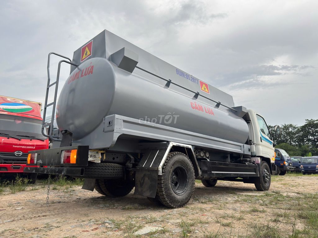 Xe Tải Hyundai Bồn Chở Xăng Dầu 8 Khối Mới 100%. Mua bán Xe tải, xe ben tại Thành phố Thuận An Bình Dương được đăng bởi Ngọc Minh hình 4