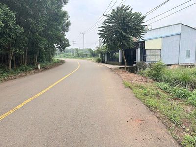 bán đất tặng nhà đg tập đoàn 7, hắc dịch phú mỹ,dt:7.6x21 giá 1.65ty