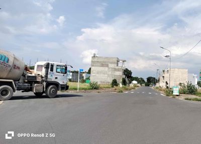 MT 12 -17m xe hoi vi vu đậu trong ,trước cửa ,hình ảnh thật hiện tại.