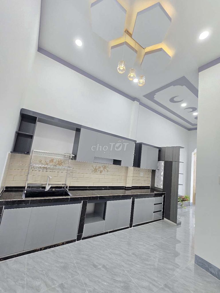 NHÀ MỚI 100% PHÚ HƯNG SÁT BÊN VÒNG XOAY P HƯNG. Mua bán nhà ở tại Thành phố Bến Tre Bến Tre được đăng bởi Huỳnh Anh hình 3