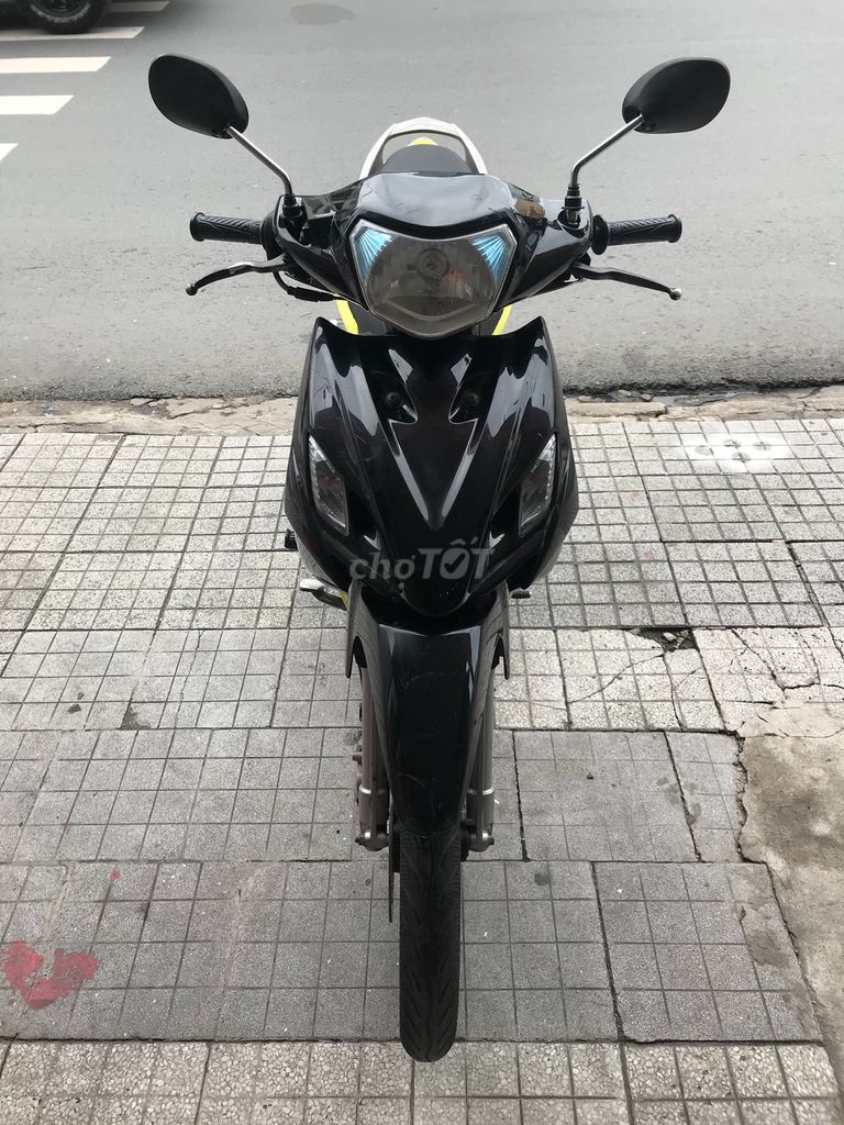 0912782936 - SUZUKI Axelo