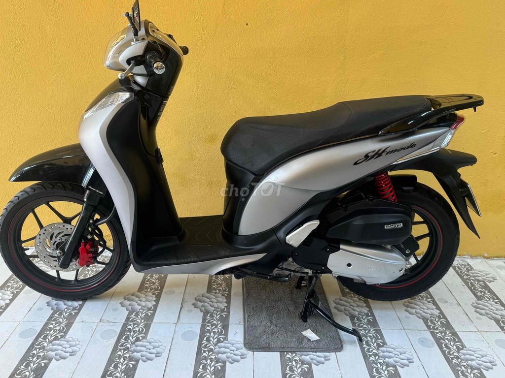 Honda SH Mode 2018 Xám lông chuột. Mua bán Xe máy tại Quận Sơn Trà Đà Nẵng được đăng bởi Minh Dũng bán trả góp 136 vân đồn  hình 1