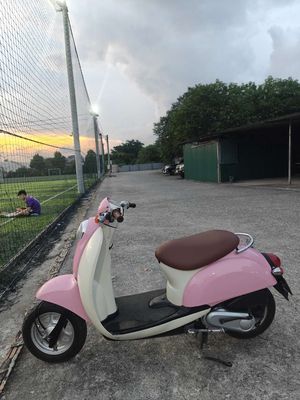 Cần bán xe Honda scoopy 50cc. Mua bán Xe máy tại Quận Long Biên Hà Nội được đăng bởi Sơn