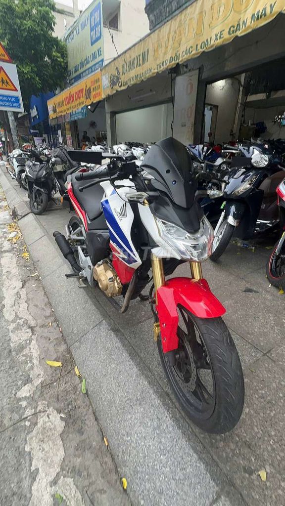 Honda CB190 2020 Красно-бело-синий