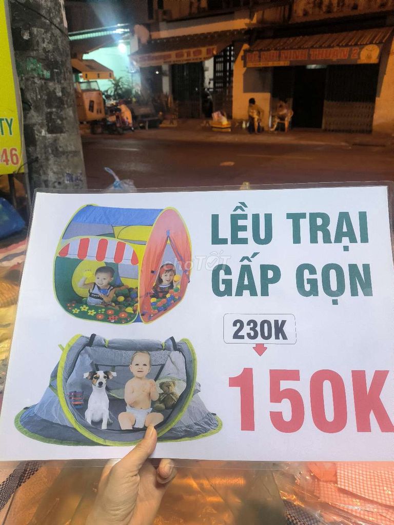 Lều trại dành cho bé