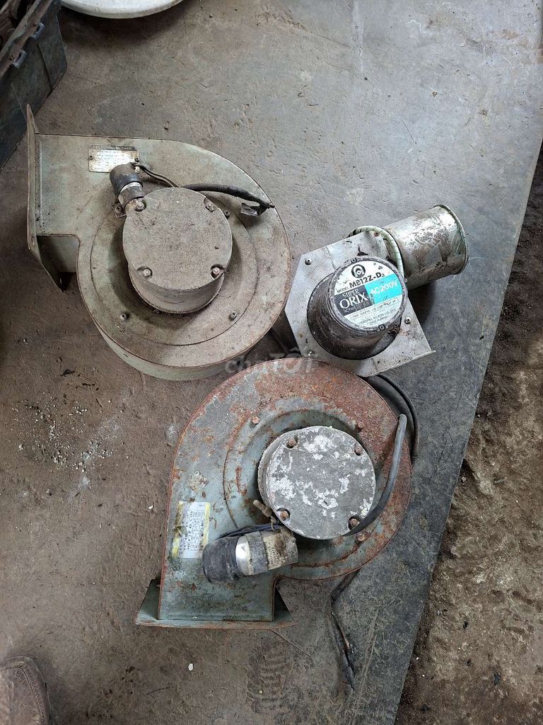 quạt hút 350k/1cai. Mua bán Quạt tại Quận Bình Tân Tp Hồ Chí Minh được đăng bởi  đồ cũ lộc phát hình 1