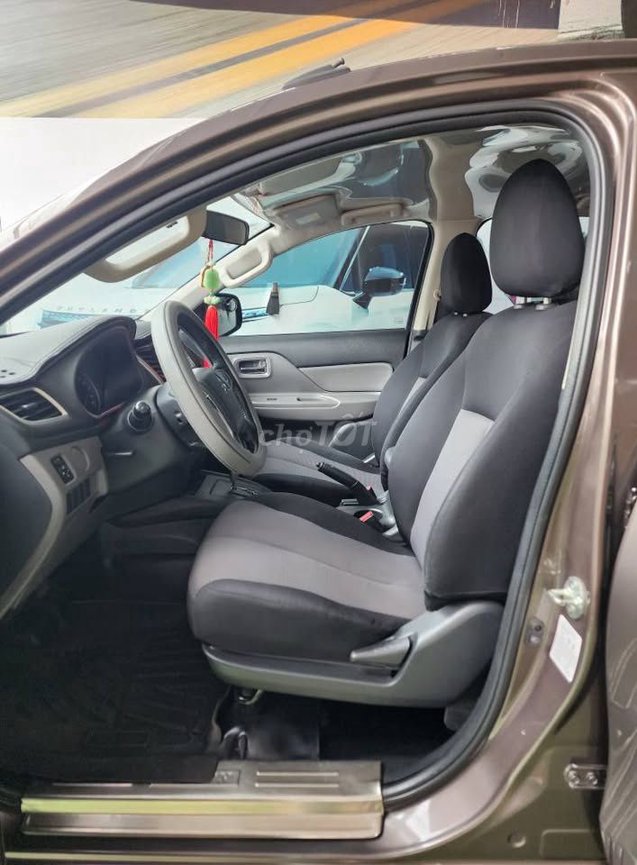 MITSUBISHI TRITON  Tự động một cầu 2018. Mua bán Ô tô tại Thành phố Buôn Ma Thuột Đắk Lắk được đăng bởi Minh Trí hình 5