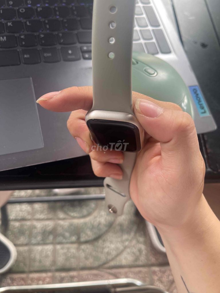 Apple Watch seri 7 - 41mm - livenew 99%