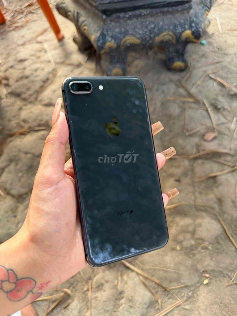 Apple iPhone 8 Plus Đen Đã dùng. Mua bán Điện thoại tại Thành phố Thủ Dầu Một Bình Dương được đăng bởi Mèo Tiger hình 1