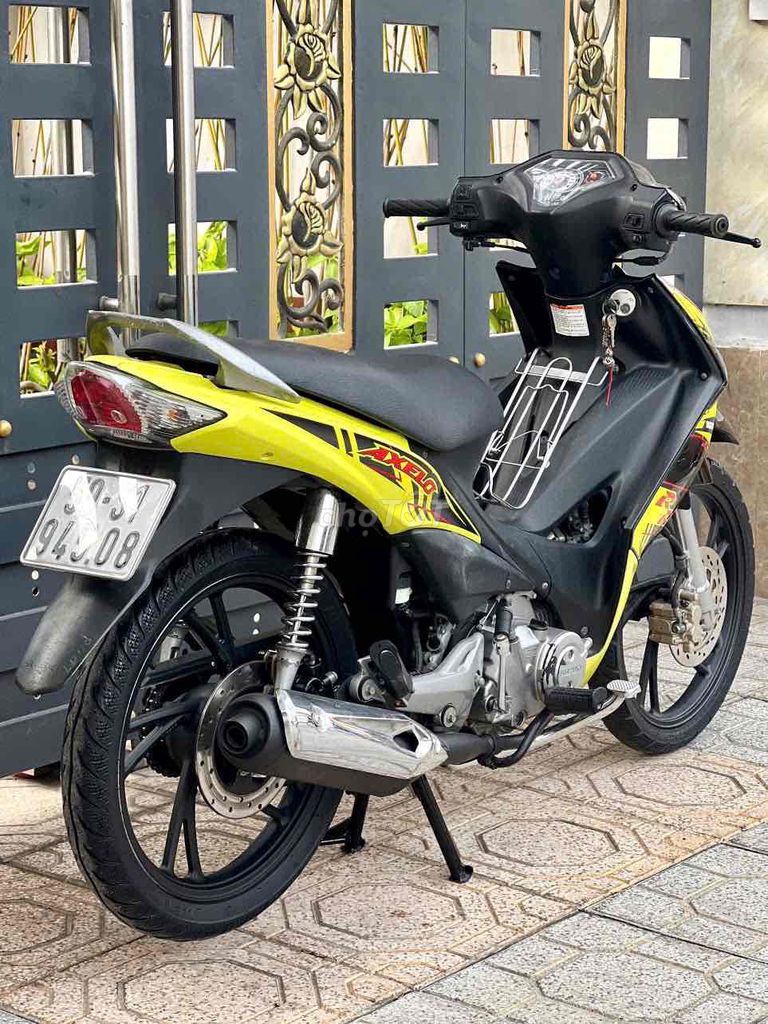 Suzuki Axelo BSTP máy móc zin êm, chất. Mua bán Xe máy tại Quận 12 Tp Hồ Chí Minh được đăng bởi CHXM Phương Nam Chuyên Bán Xe Trả Góp Bao Nợ Xấu hình 5