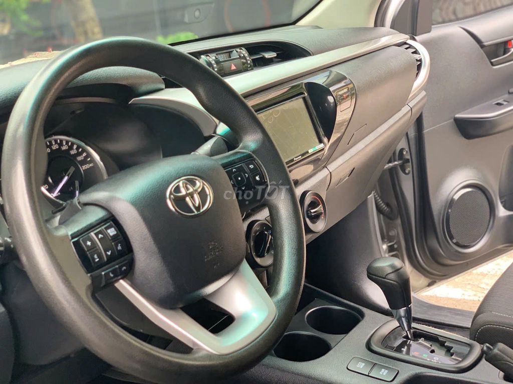 BÁN TOYOTA HILUX AT TỰ ĐÔNG MỘT CẨU 2021. Mua bán Ô tô tại Quận 7 Tp Hồ Chí Minh được đăng bởi Tuấn  hình 9