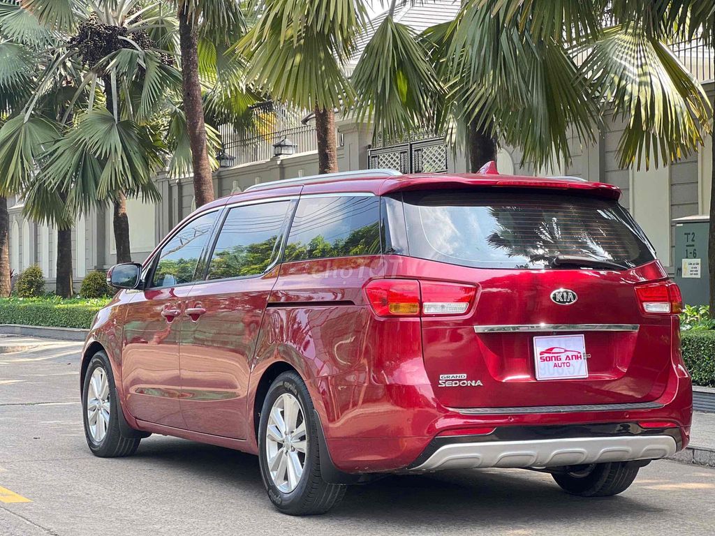 Kia Sedona 2016 3.3L GATH - 80000 km. Mua bán Ô tô tại Thành phố Dĩ An Bình Dương được đăng bởi Dương hình 8
