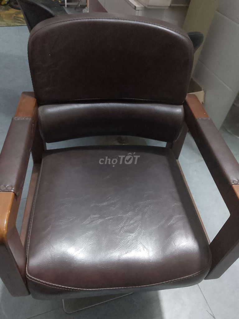 Ghế cắt tóc Nâu Da Gỗ Tiệm tóc. Mua bán Nội thất, đồ gia dụng khác tại Huyện Củ Chi Tp Hồ Chí Minh được đăng bởi Kjm monn hình 1