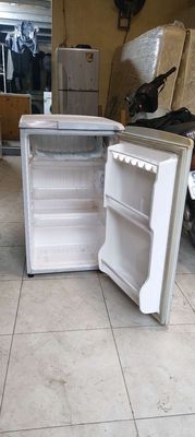 Tủ lạnh sanyo 90l