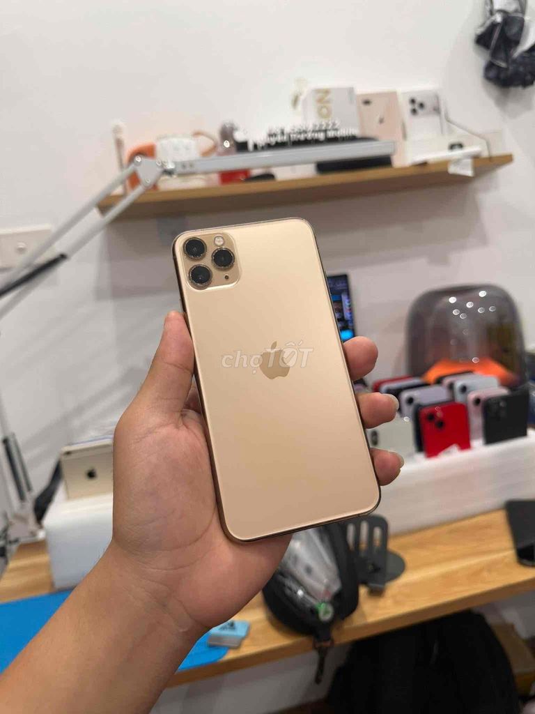 Apple iPhone 11 Pro Max 64GB Vàng LL/A. Mua bán Điện thoại tại Huyện Mỹ Xuyên Sóc Trăng được đăng bởi Đứcc Thịnhh hình 1